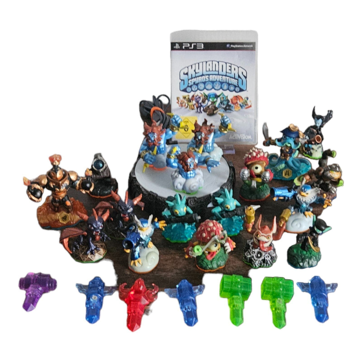 Skylanders: Spyro´s Adventure + Portal + 18 Figuren + 7 Totems + Portal - Plays