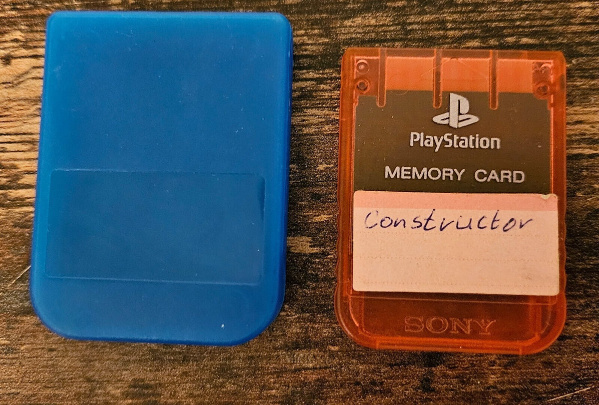 Playstation 1 / Classic Memorycard - Sony - / Transparent / Rot mit Schutzhülle