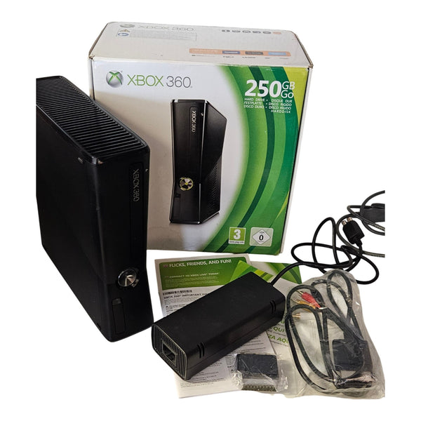 Microsoft XBOX 360 S Konsole - / OVP