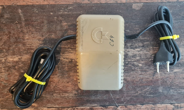 Commodore 64 / C64 Netzteil #1