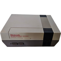 Nintendo Entertainment System - NES Konsole + 2 Controller